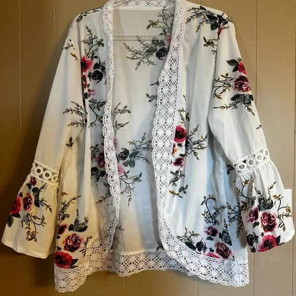 SHEIN Floral Lace Trim Jacket - White and Pink - Picture 1 of 5